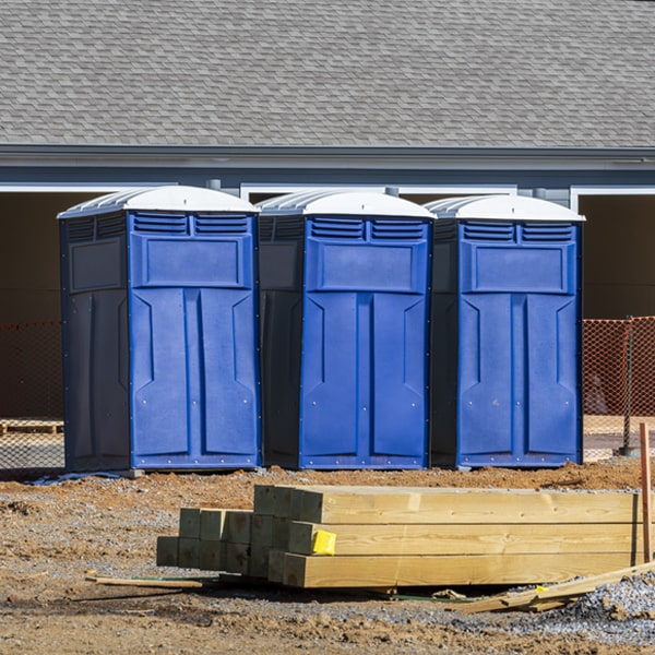 what is the cost difference between standard and deluxe portable toilet rentals in Chatmoss